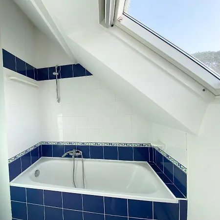 En Duplex Front De Mer, Cap Coz Fouesnant